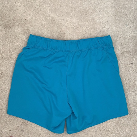 Nike shorts - Picture 3 of 3